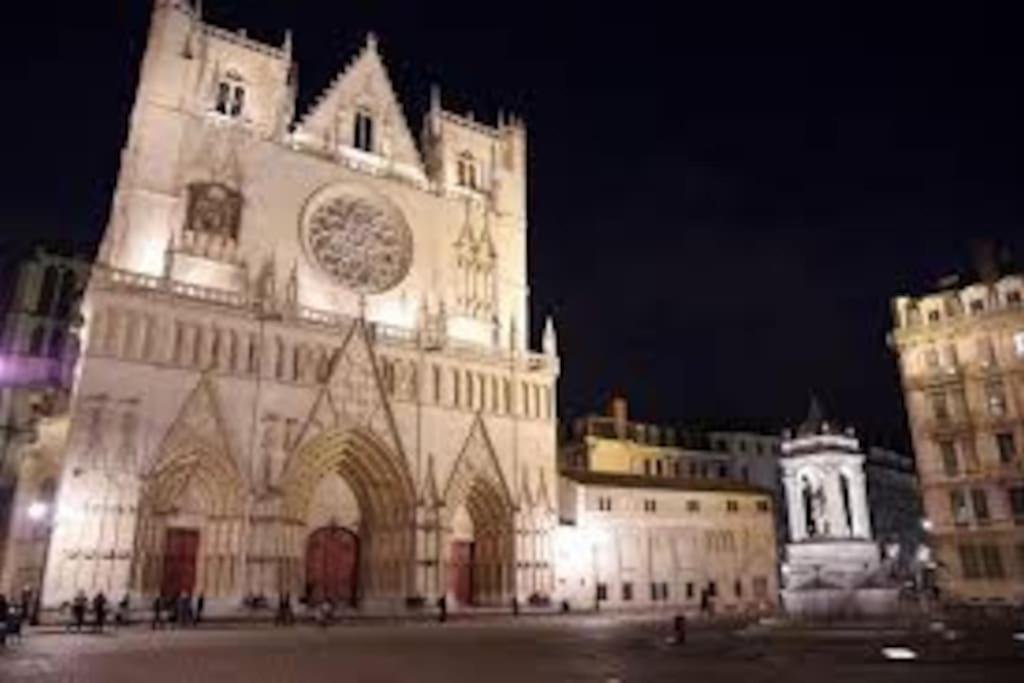 Pepite Rare 8 Personnes Au Coeur Battant Du Vieux Lyon Leilighet Eksteriør bilde